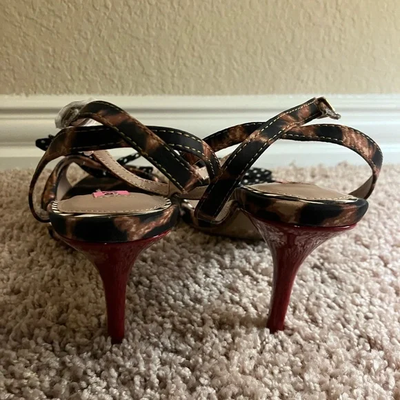 Betsey Johnson Leopard and Polka Dot Heels - Picture 5 of 6